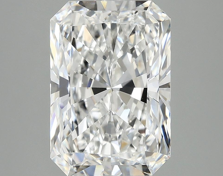 4.07 Carat Radiant Shaped Ideal Cut VVS2 IGI Certified Lab Grown Diamond