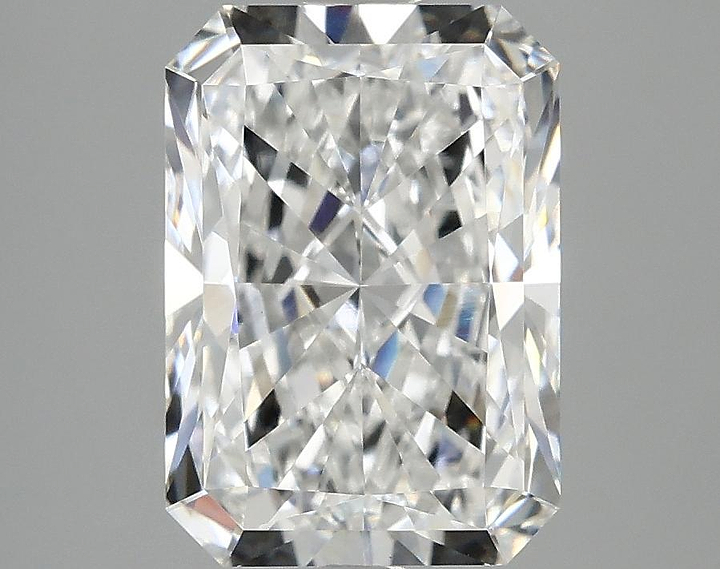 3.09 Carat Radiant Shaped Ideal Cut VVS2 IGI Certified Lab Grown Diamond