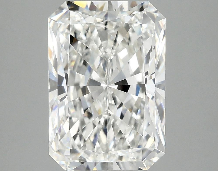 4.02 Carat Radiant Shaped Ideal Cut VVS2 IGI Certified Lab Grown Diamond