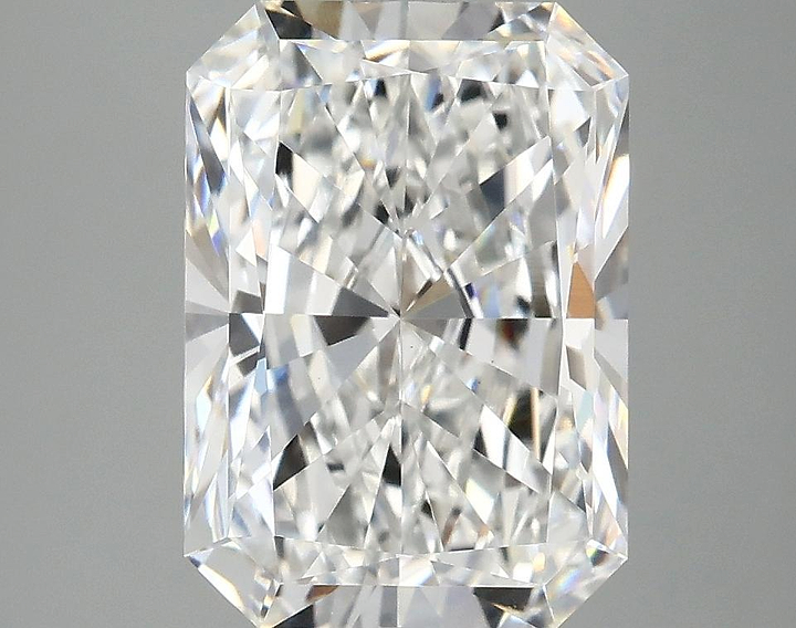 4.05 Carat Radiant Shaped Ideal Cut VS1 IGI Certified Lab Grown Diamond