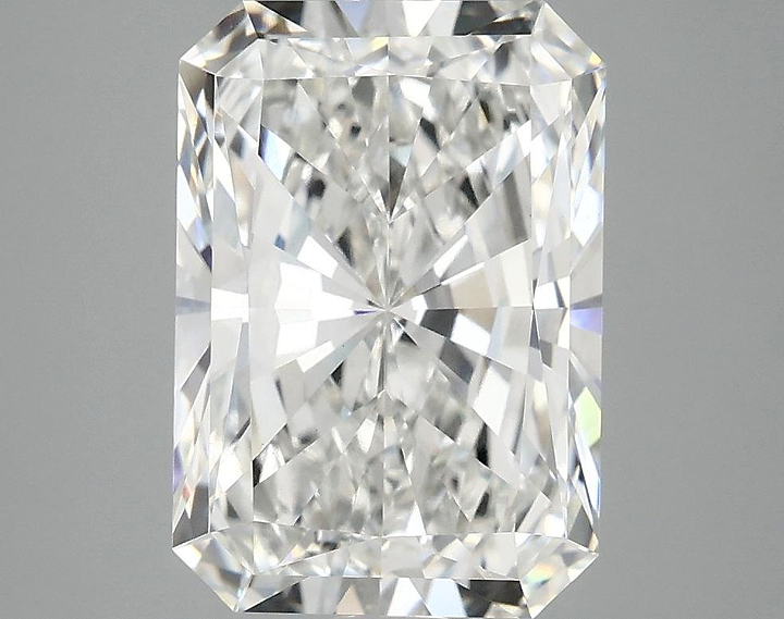 4.1 Carat Radiant Shaped Ideal Cut VVS2 IGI Certified Lab Grown Diamond