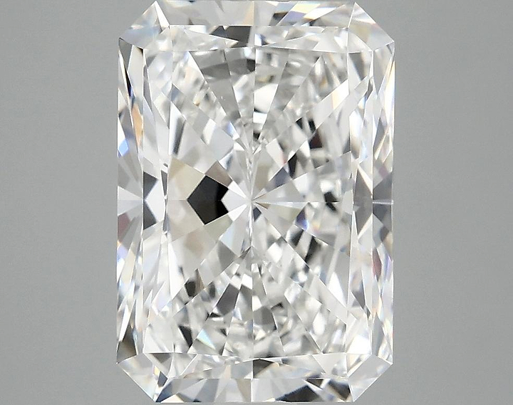 3.93 Carat Radiant Shaped Ideal Cut VS1 IGI Certified Lab Grown Diamond