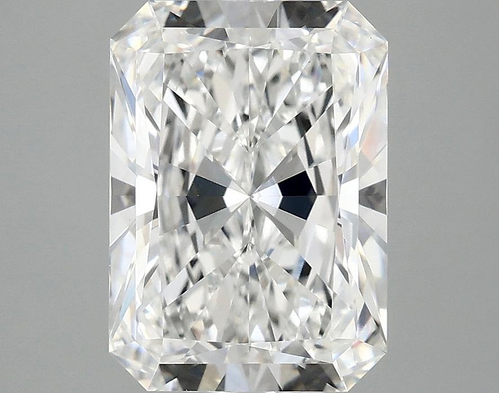 3.1 Carat Radiant Shaped Ideal Cut VVS2 IGI Certified Lab Grown Diamond