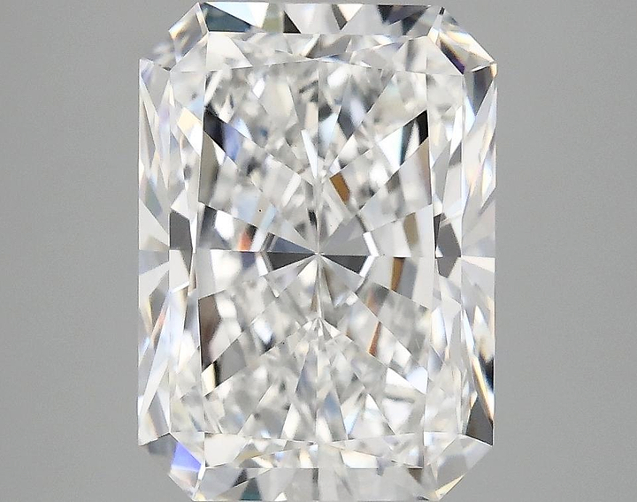 4.02 Carat Radiant Shaped Ideal Cut VVS2 IGI Certified Lab Grown Diamond