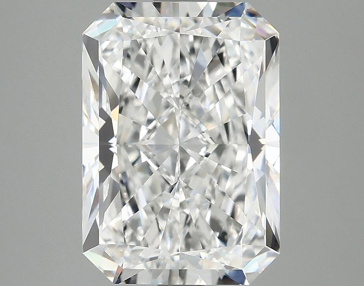3.98 Carat Radiant Shaped Ideal Cut VVS2 IGI Certified Lab Grown Diamond