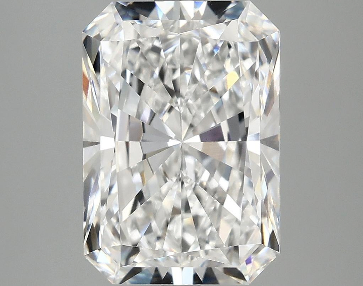 4.08 Carat Radiant Shaped Ideal Cut VVS2 IGI Certified Lab Grown Diamond