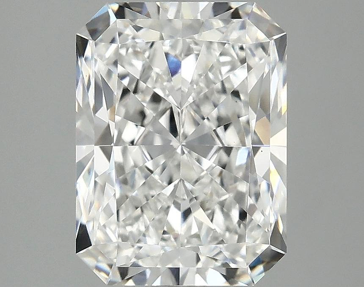 3.09 Carat Radiant Shaped Excellent Cut VS1 IGI Certified Lab Grown Diamond