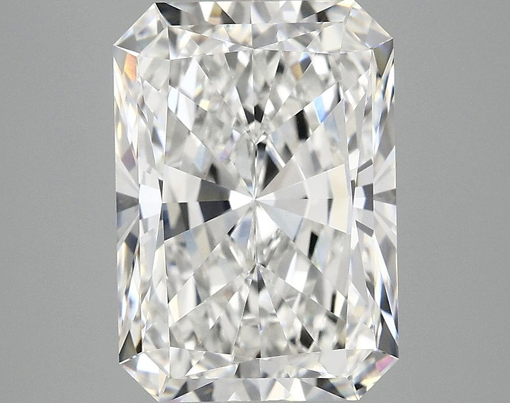 4.19 Carat Radiant Shaped Ideal Cut VVS2 IGI Certified Lab Grown Diamond
