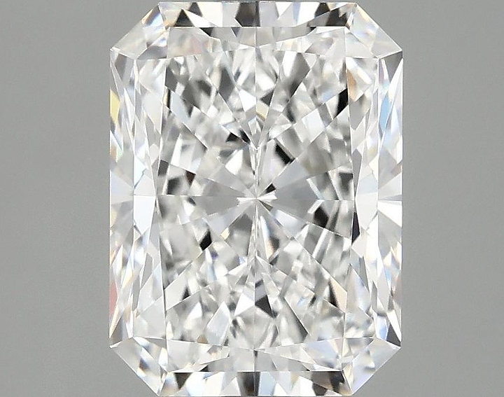 3.07 Carat Radiant Shaped Excellent Cut VVS2 IGI Certified Lab Grown Diamond