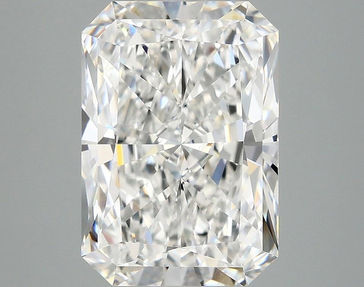 3.73 Carat Radiant Shaped Ideal Cut VS1 IGI Certified Lab Grown Diamond