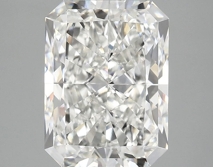 2.9 Carat Radiant Shaped Excellent Cut VS1 IGI Certified Lab Grown Diamond