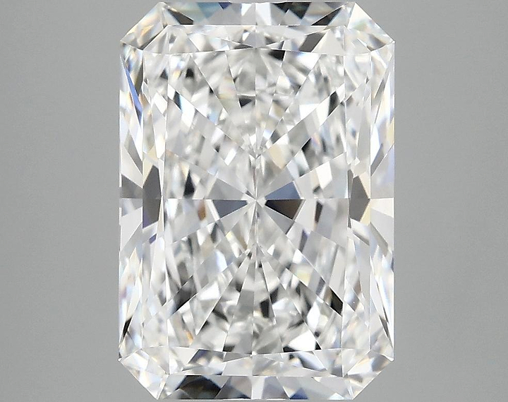 4.0 Carat Radiant Shaped Ideal Cut VVS2 IGI Certified Lab Grown Diamond