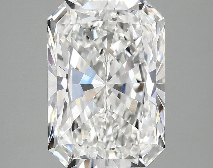4.09 Carat Radiant Shaped Ideal Cut VVS2 IGI Certified Lab Grown Diamond