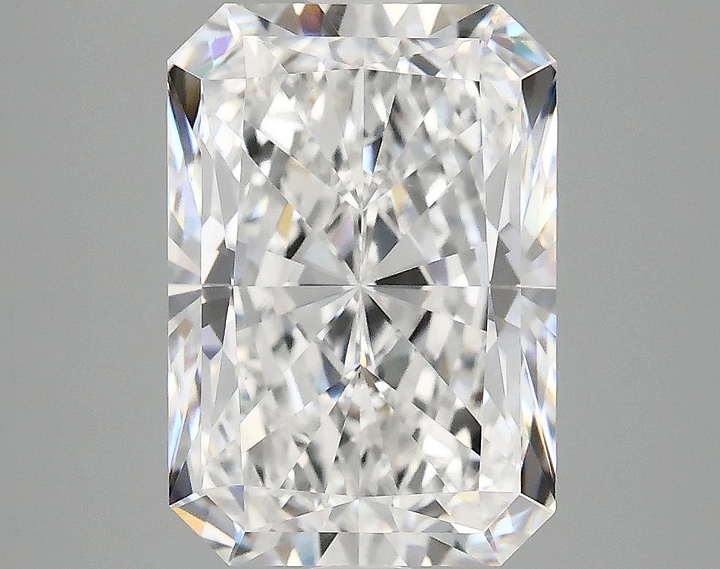 4.07 Carat Radiant Shaped Ideal Cut VVS2 IGI Certified Lab Grown Diamond
