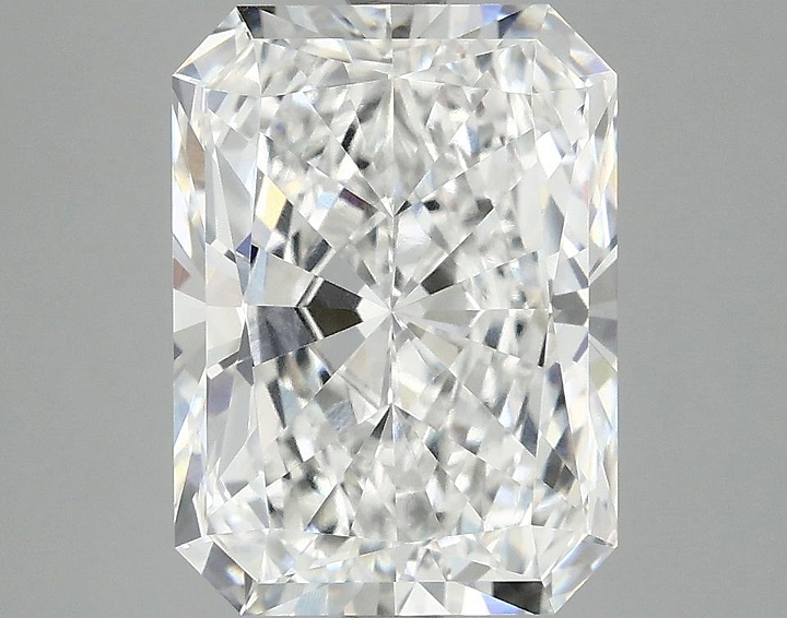 4.02 Carat Radiant Shaped Excellent Cut VVS2 IGI Certified Lab Grown Diamond