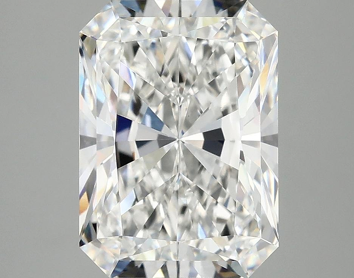 4.03 Carat Radiant Shaped Ideal Cut VVS2 IGI Certified Lab Grown Diamond