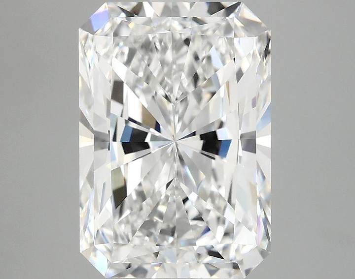 4.02 Carat Radiant Shaped Ideal Cut VVS2 IGI Certified Lab Grown Diamond
