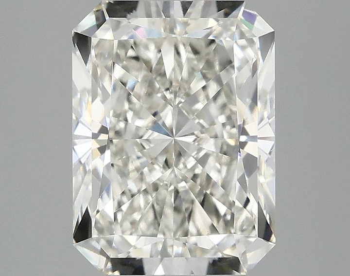 3.04 Carat Radiant Shaped Excellent Cut VVS2 IGI Certified Lab Grown Diamond