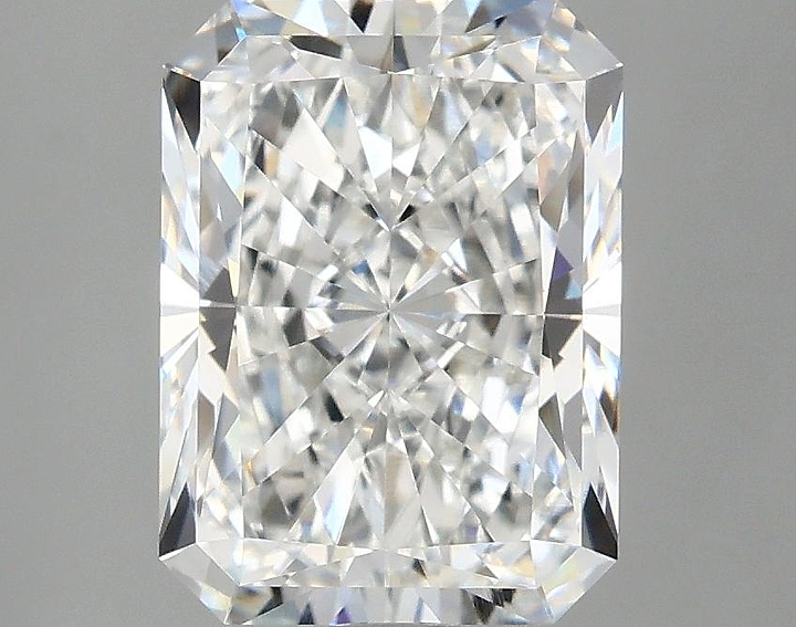 3.01 Carat Radiant Shaped Excellent Cut VVS2 IGI Certified Lab Grown Diamond