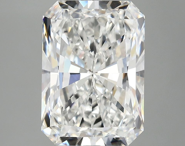 3.96 Carat Radiant Shaped Ideal Cut VVS2 IGI Certified Lab Grown Diamond