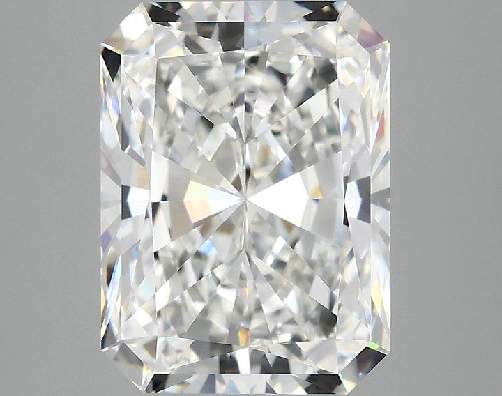 4.18 Carat Radiant Shaped Excellent Cut VVS2 IGI Certified Lab Grown Diamond