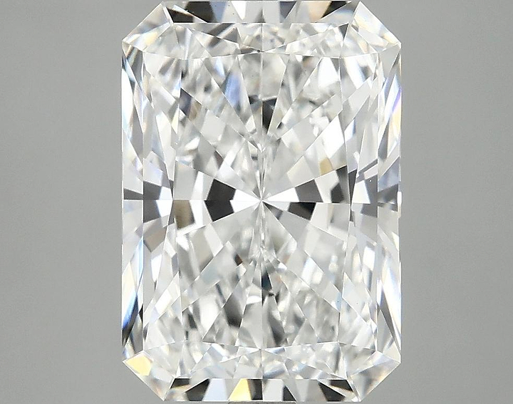 4.05 Carat Radiant Shaped Ideal Cut VVS2 IGI Certified Lab Grown Diamond