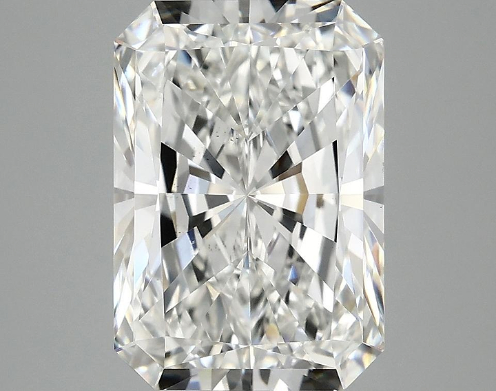 3.98 Carat Radiant Shaped Ideal Cut VVS2 IGI Certified Lab Grown Diamond