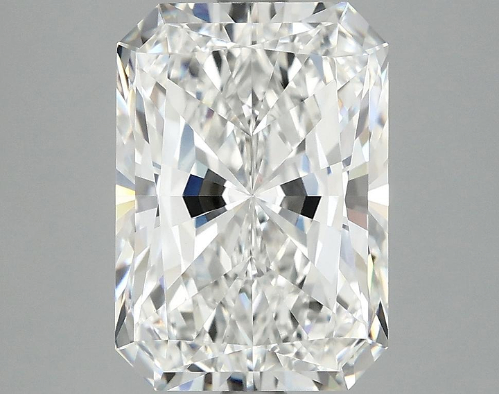 3.87 Carat Radiant Shaped Ideal Cut VS1 IGI Certified Lab Grown Diamond
