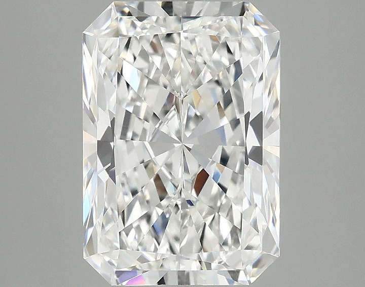 4.05 Carat Radiant Shaped Ideal Cut VVS2 IGI Certified Lab Grown Diamond