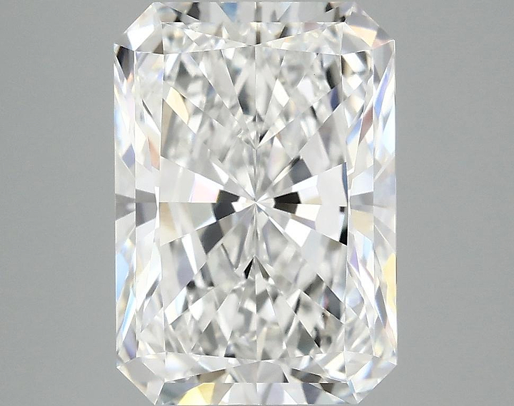 4.04 Carat Radiant Shaped Ideal Cut VVS2 IGI Certified Lab Grown Diamond