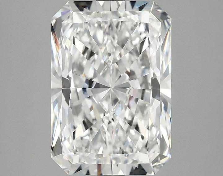 4.09 Carat Radiant Shaped Ideal Cut VVS2 IGI Certified Lab Grown Diamond