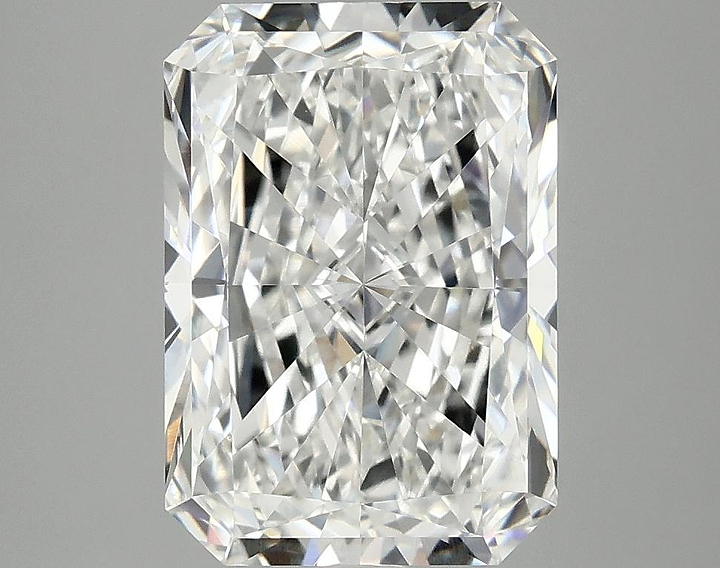 3.9 Carat Radiant Shaped Ideal Cut VVS2 IGI Certified Lab Grown Diamond