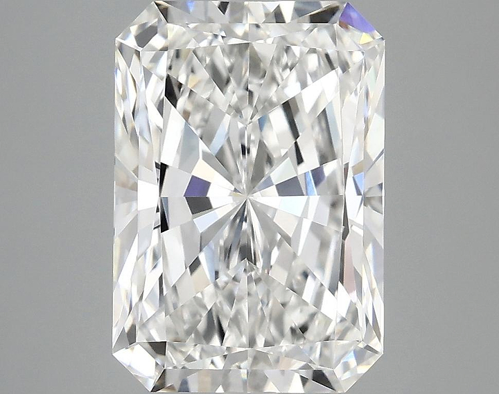 3.83 Carat Radiant Shaped Ideal Cut VVS2 IGI Certified Lab Grown Diamond
