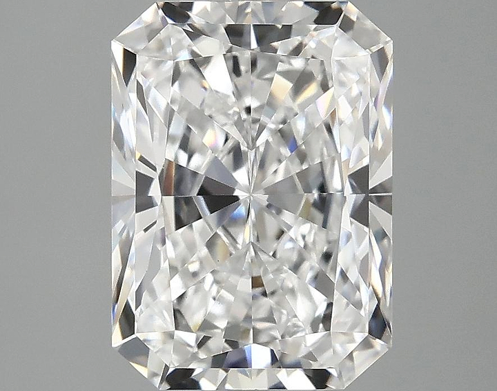3.06 Carat Radiant Shaped Excellent Cut VS1 IGI Certified Lab Grown Diamond