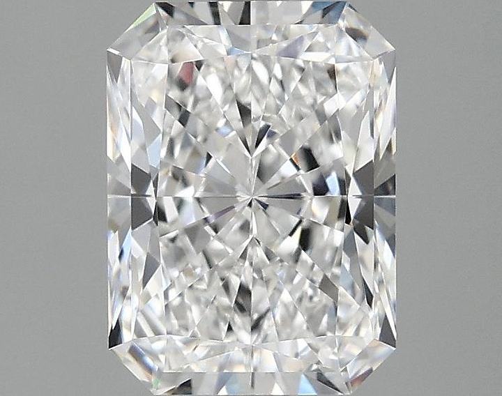 2.05 Carat Radiant Shaped Excellent Cut VVS2 IGI Certified Lab Grown Diamond