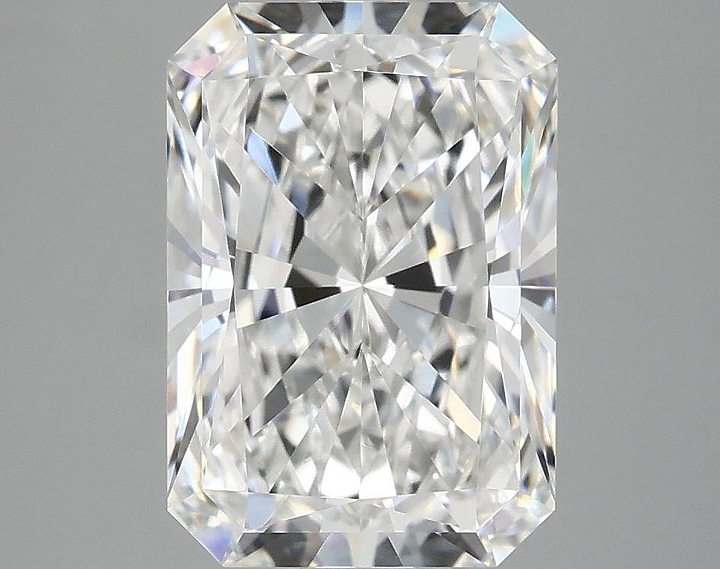 3.07 Carat Radiant Shaped Ideal Cut VVS2 IGI Certified Lab Grown Diamond