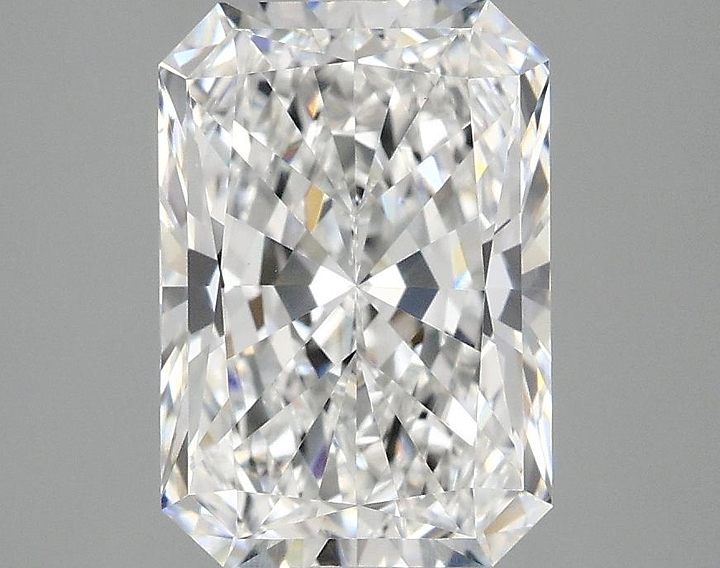 2.82 Carat Radiant Shaped Ideal Cut VS1 IGI Certified Lab Grown Diamond