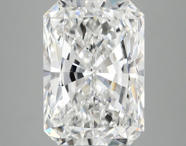 4.05 Carat Radiant Shaped Ideal Cut VVS2 IGI Certified Lab Grown Diamond