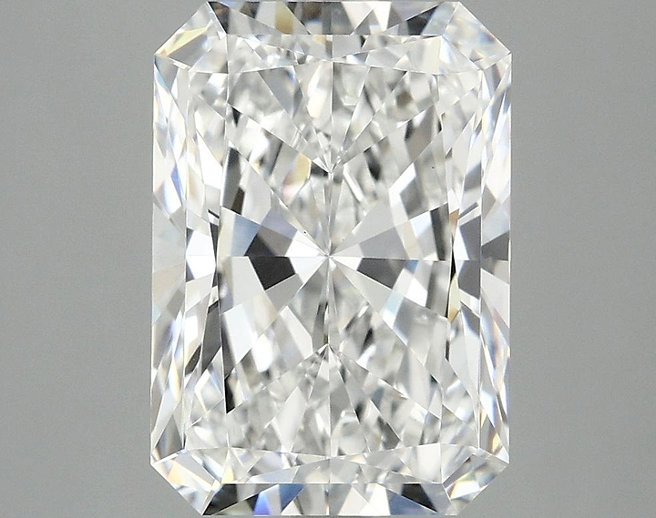 4.04 Carat Radiant Shaped Ideal Cut VVS2 IGI Certified Lab Grown Diamond