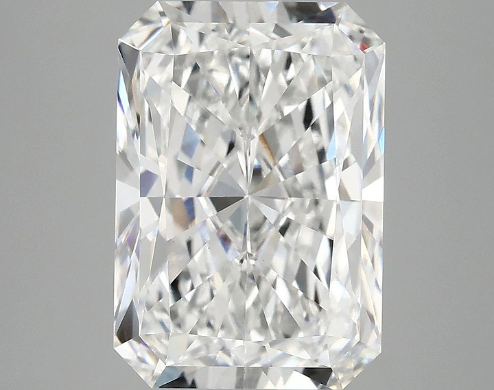 4.97 Carat Radiant Shaped Ideal Cut VS1 IGI Certified Lab Grown Diamond