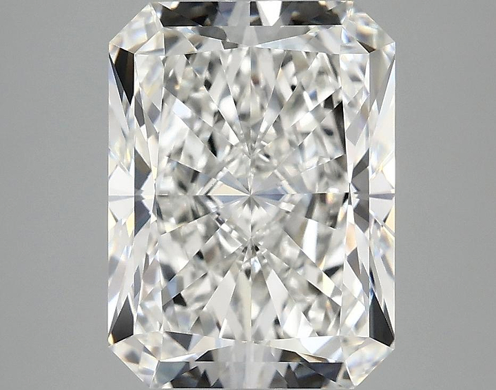 3.97 Carat Radiant Shaped Excellent Cut VVS2 IGI Certified Lab Grown Diamond