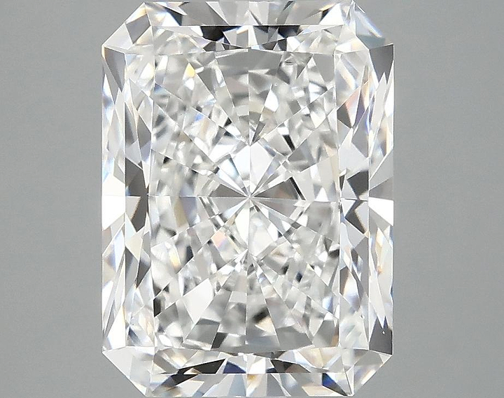 4.06 Carat Radiant Shaped Excellent Cut VVS2 IGI Certified Lab Grown Diamond