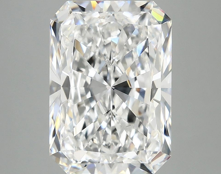 4.06 Carat Radiant Shaped Ideal Cut VVS2 IGI Certified Lab Grown Diamond
