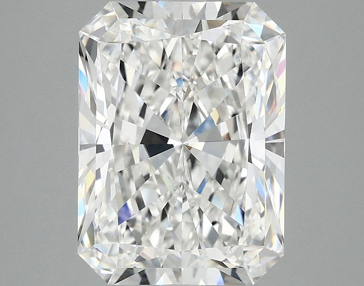 4.04 Carat Radiant Shaped Excellent Cut VVS2 IGI Certified Lab Grown Diamond