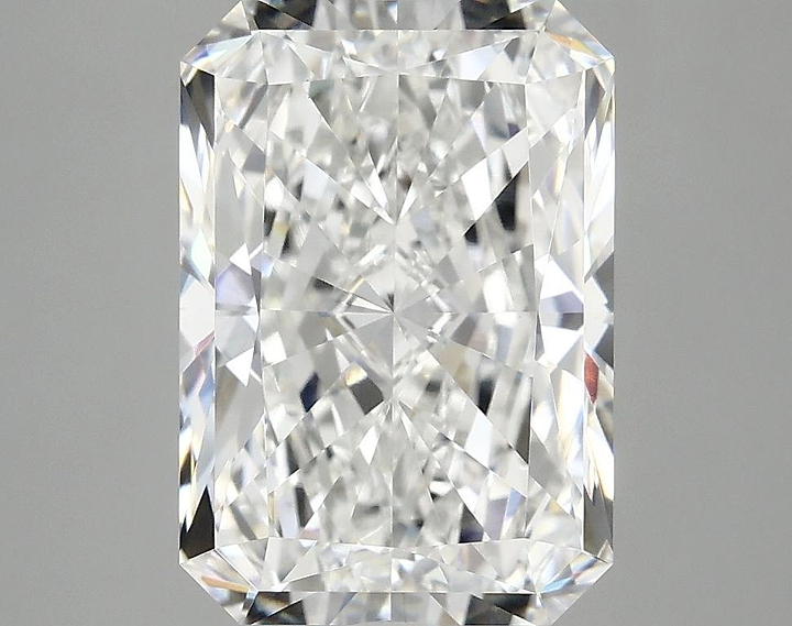 4.07 Carat Radiant Shaped Ideal Cut VVS2 IGI Certified Lab Grown Diamond