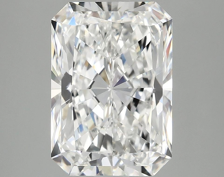3.96 Carat Radiant Shaped Ideal Cut VVS2 IGI Certified Lab Grown Diamond