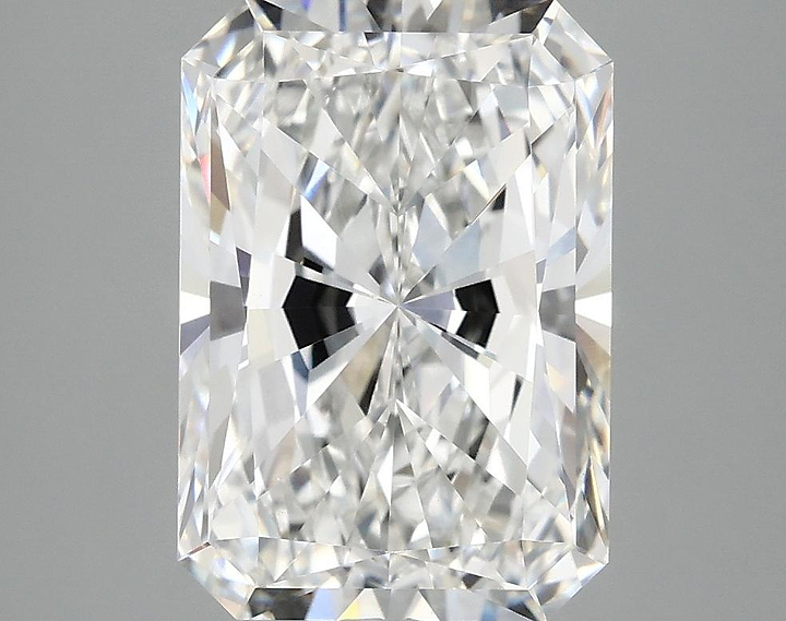 4.05 Carat Radiant Shaped Ideal Cut VVS2 IGI Certified Lab Grown Diamond