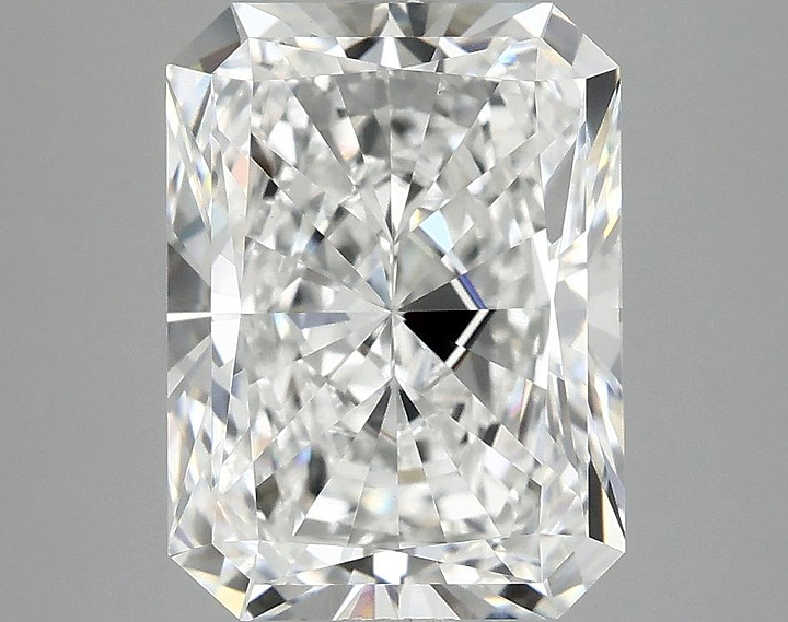 4.06 Carat Radiant Shaped Excellent Cut VVS2 IGI Certified Lab Grown Diamond