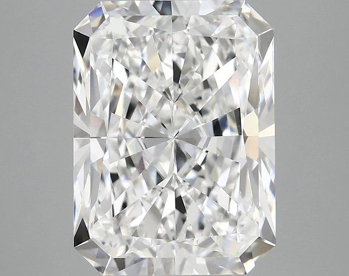 4.19 Carat Radiant Shaped Excellent Cut VVS2 IGI Certified Lab Grown Diamond