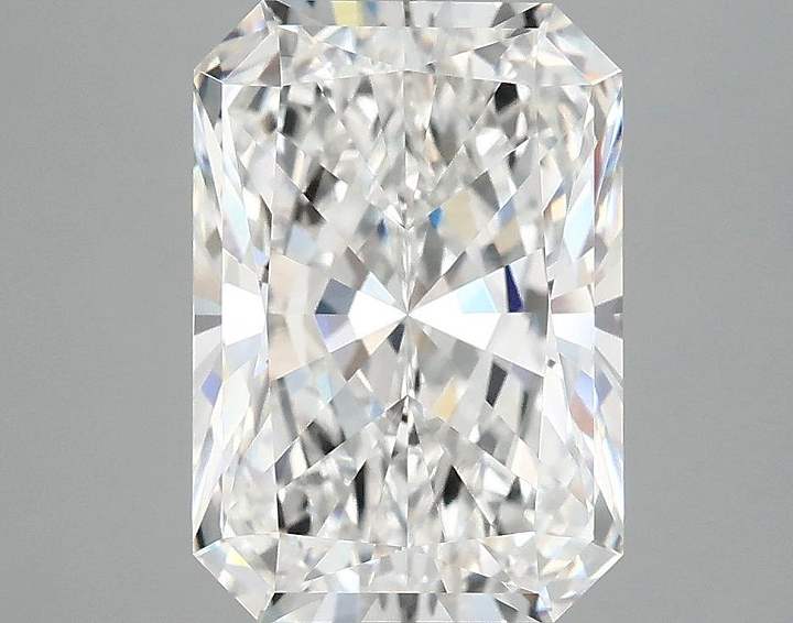 4.03 Carat Radiant Shaped Ideal Cut VVS2 IGI Certified Lab Grown Diamond